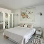 Apartment Cannes Croisette Sea & Sky