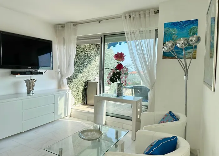 Croisette Sea & Sky شقة