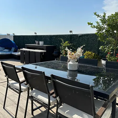 Croisette Sea & Sky Apartament *