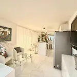Апартаменты Croisette Sea & Sky